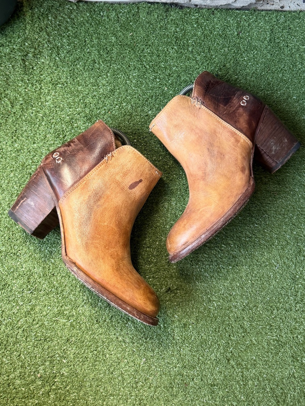 Bed|Stü Yell Full Grain Leather Two Tone Women’s Ankle Boots - Picture 7 of 11